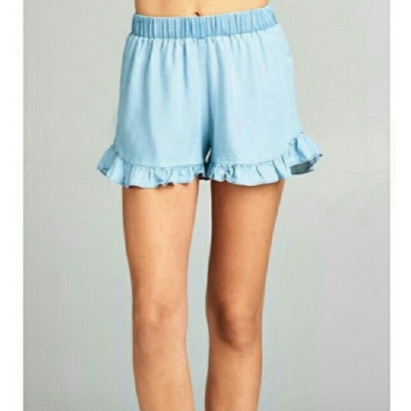 Tencel Ruffle Hem Shorts - Picture 2 of 3